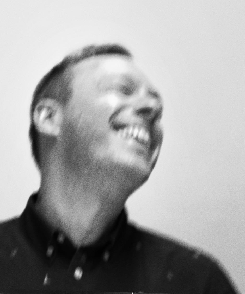 profile_portrait_laugh